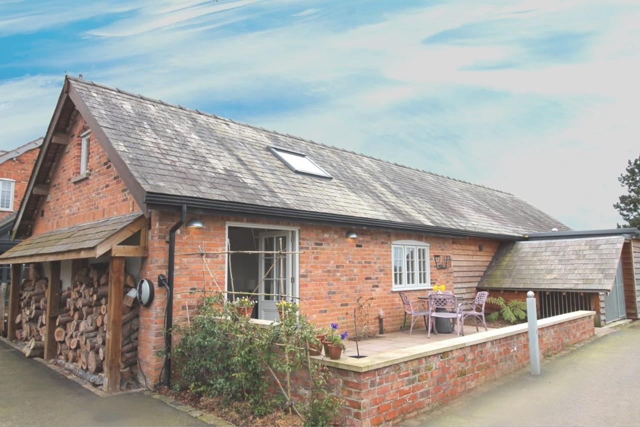 The Hayloft - Cheshire Crewe Exterior foto
