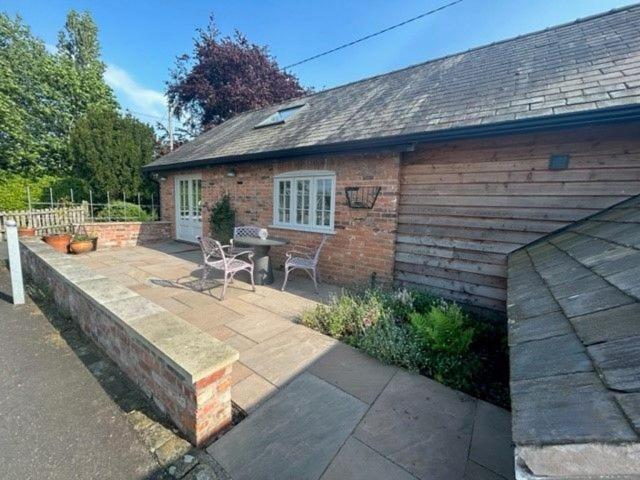 The Hayloft - Cheshire Crewe Exterior foto