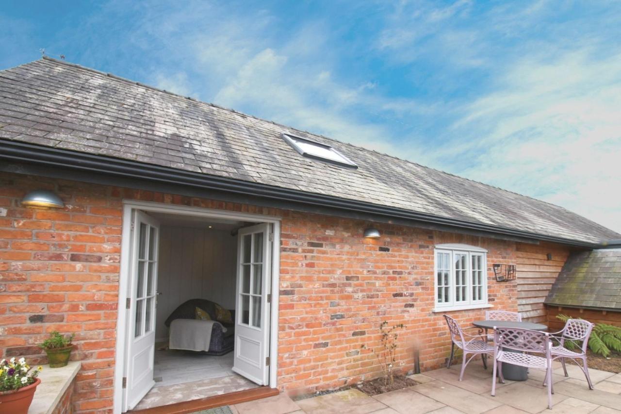 The Hayloft - Cheshire Crewe Exterior foto